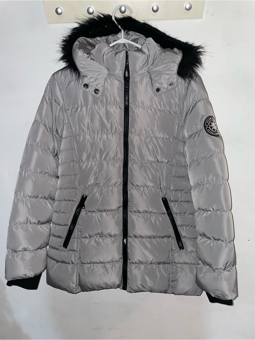 Boohoo Light Gray Quilted Hooded Puffer Coat with Black Faux Fur Trim